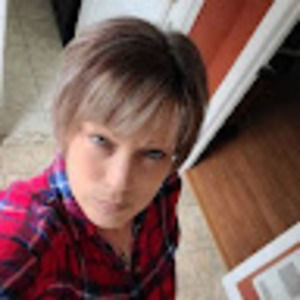 Meet your Posher, Cortney